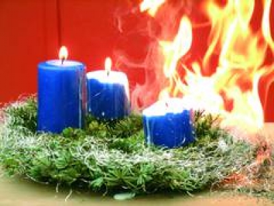 Gefahr durch Kerzen und Lichterketten zur Weihnachtszeit